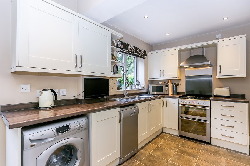 3bedroom semidetached house for sale in Knightsbridge Road, Solihull