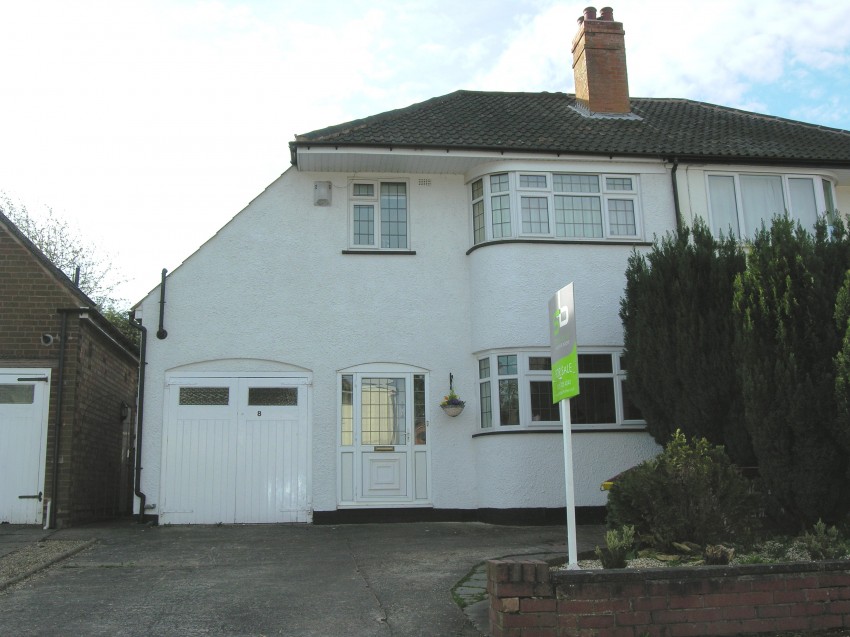 3bedroom semidetached house for sale in Ravenscroft Road, Solihull
