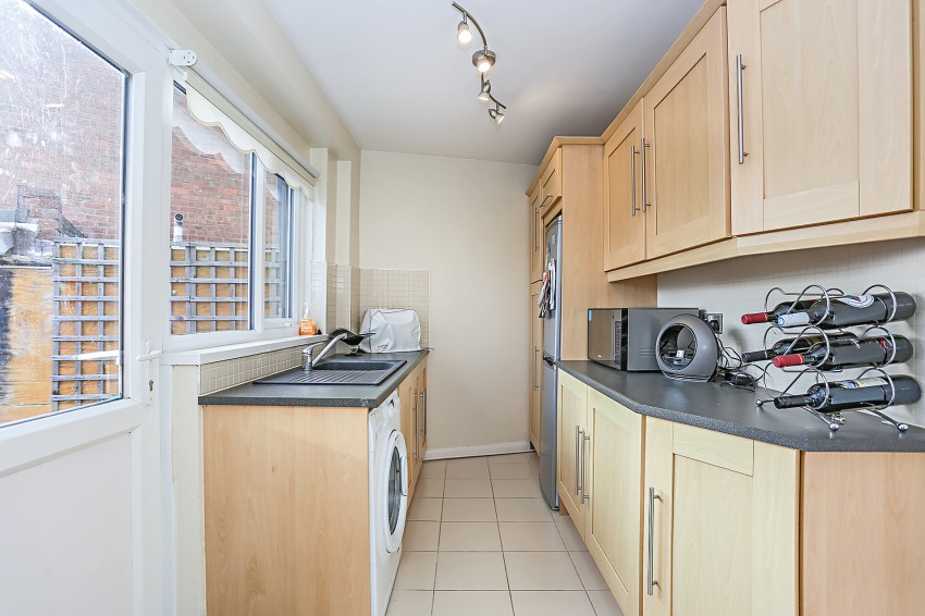 3bedroom semidetached house for sale in Wagon Lane, Solihull