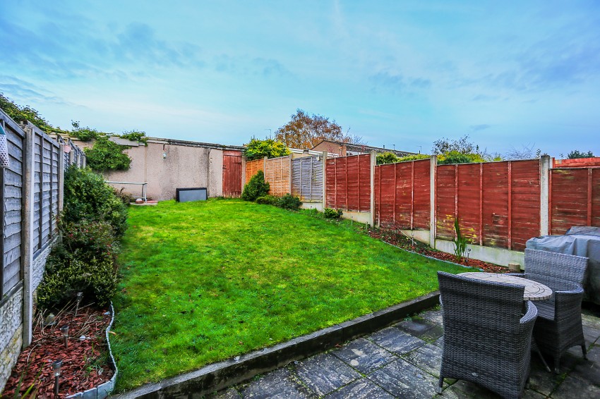 3bedroom town house for sale in Walsgrave Drive, Solihull