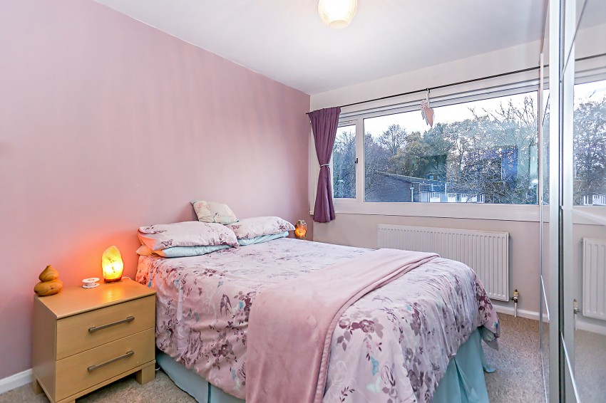 3bedroom town house for sale in Walsgrave Drive, Solihull