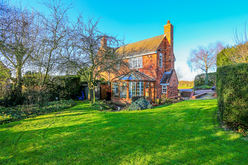 4bedroom detached house for sale in Packington Lane, Maxstoke