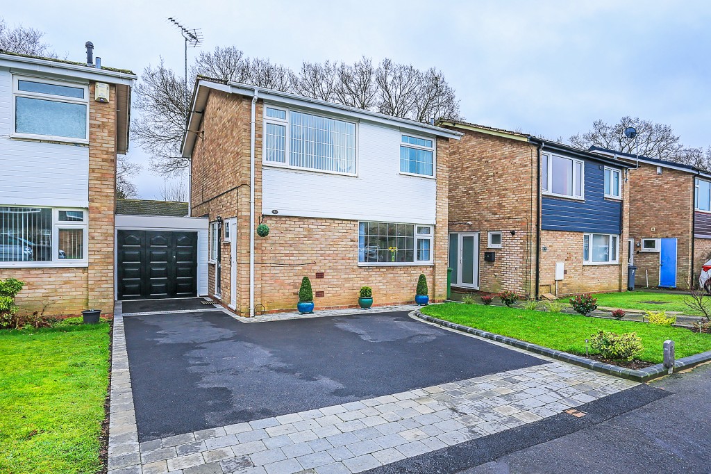 3bedroom linkdetached for sale in Ravenswood Drive South, Solihull