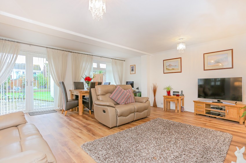 3bedroom linkdetached for sale in Ravenswood Drive South, Solihull