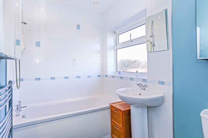 3bedroom semidetached house for sale in Baddesley Road, Solihull