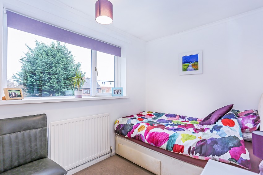 3bedroom town house for sale in Caldwell Grove, Solihull