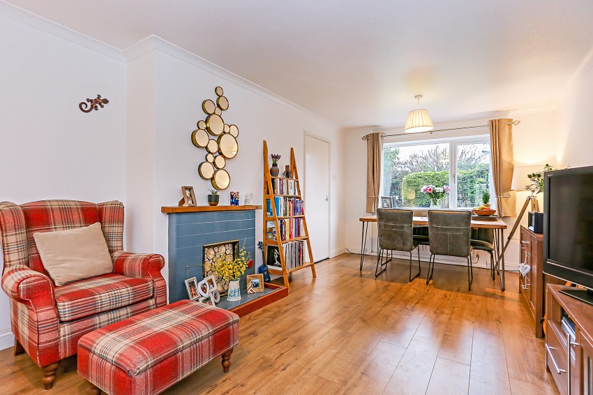 3bedroom town house for sale in Caldwell Grove, Solihull