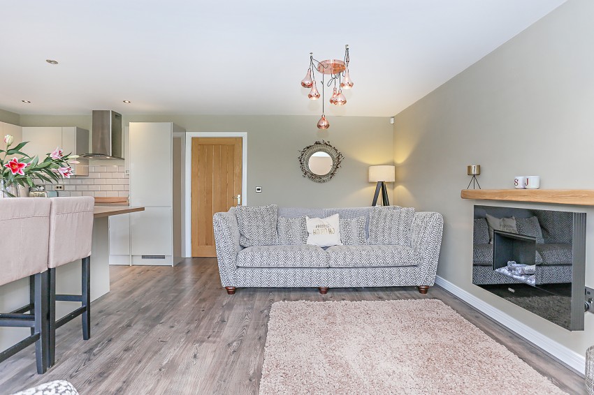 4bedroom detached house for sale in Tamworth Road, Wood End, Atherstone