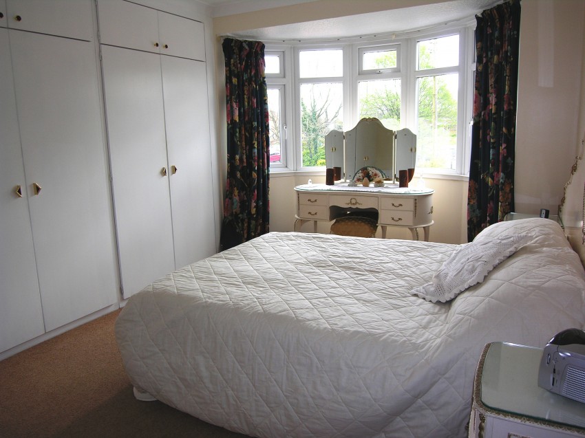 3bedroom semidetached house for sale in Seven Star Road, Solihull