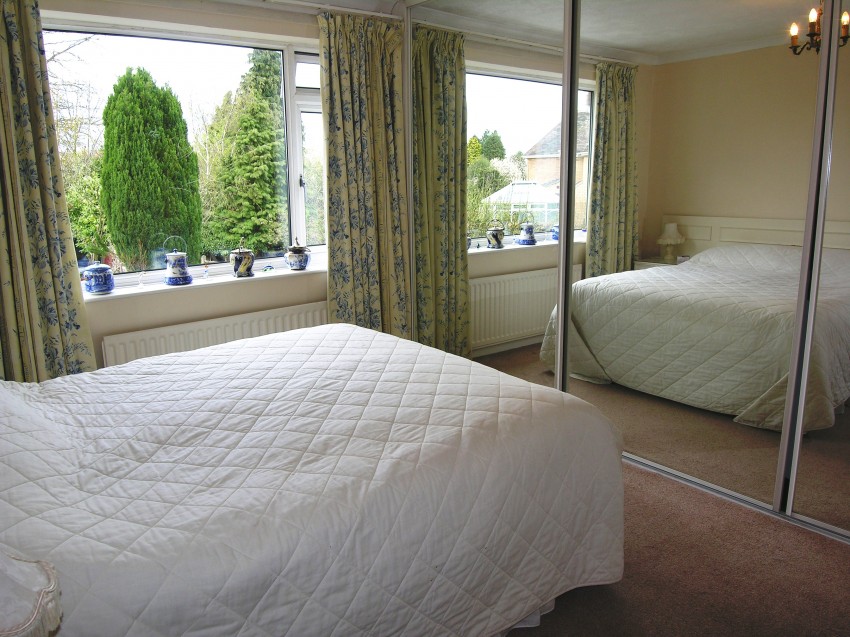 3bedroom semidetached house for sale in Seven Star Road, Solihull