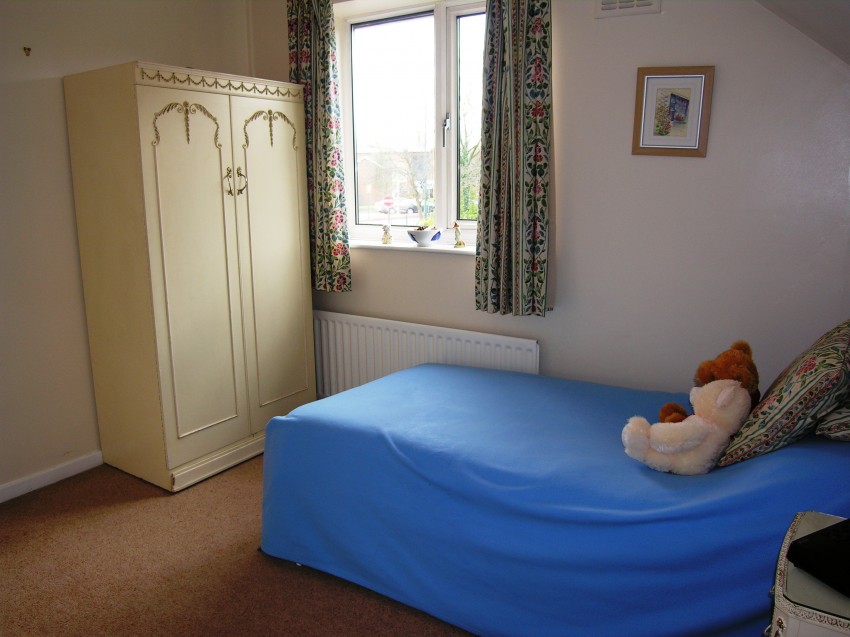 3bedroom semidetached house for sale in Seven Star Road, Solihull