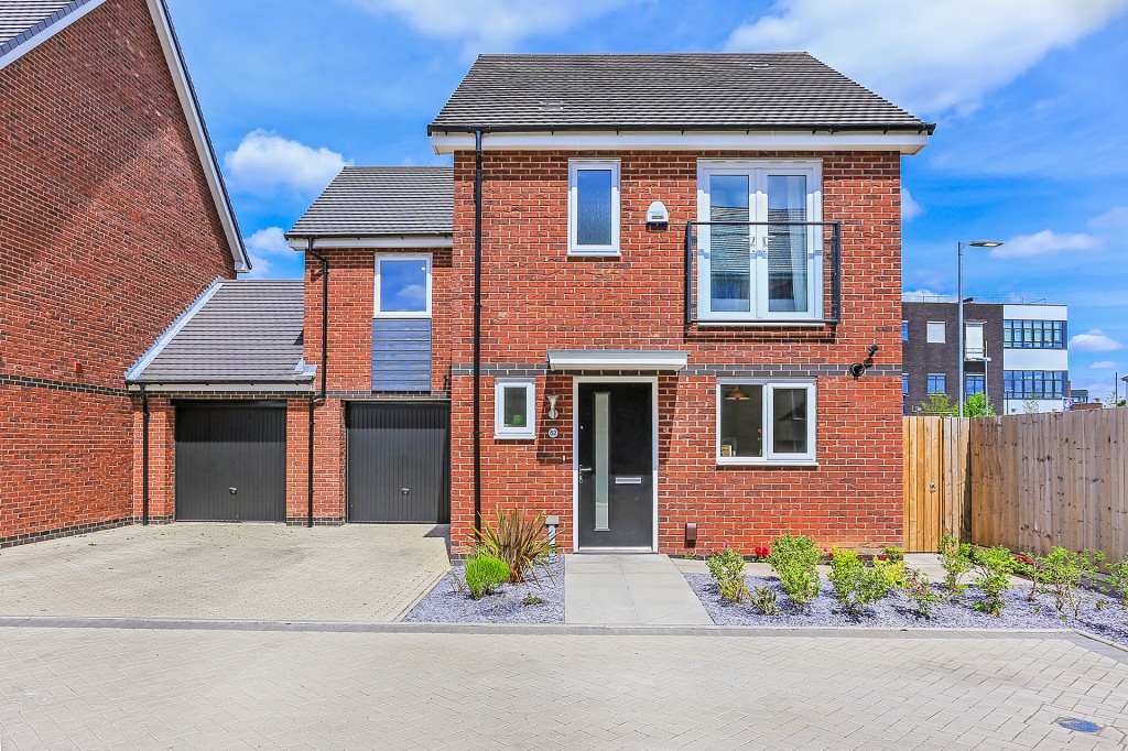 4bedroom linkdetached for sale in Cadet Drive, Shirley, Solihull