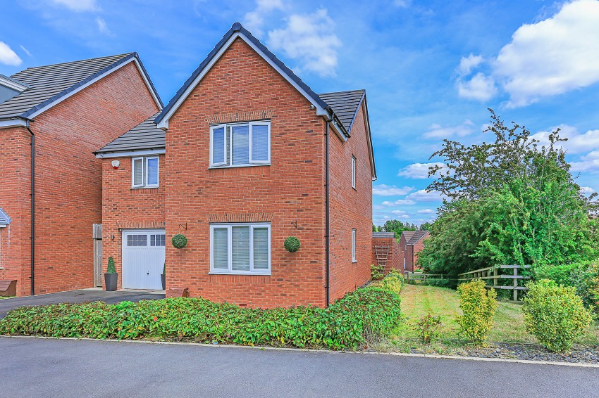 4bedroom detached house for sale in Berry Maud Lane, Shirley, Solihull