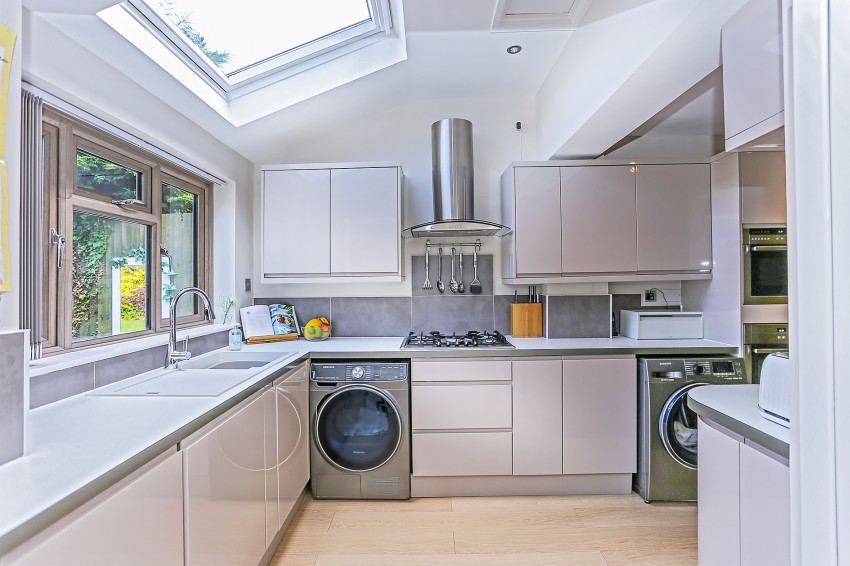 3bedroom semidetached house for sale in Clinton Lane, Kenilworth