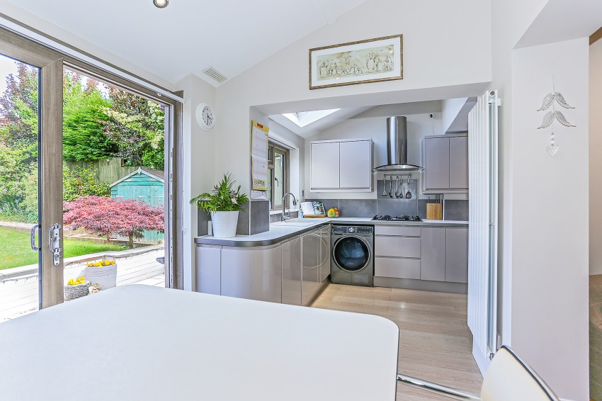 3bedroom semidetached house for sale in Clinton Lane, Kenilworth