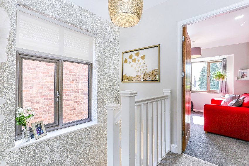 3bedroom semidetached house for sale in Clinton Lane, Kenilworth