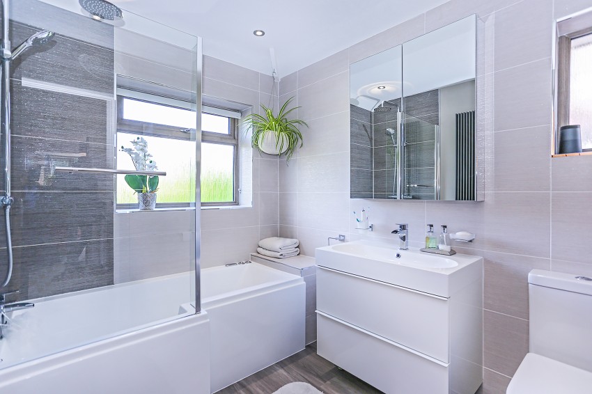 3bedroom semidetached house for sale in Clinton Lane, Kenilworth