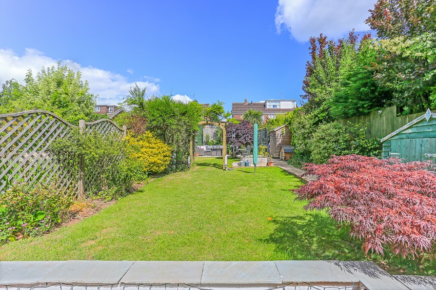 3bedroom semidetached house for sale in Clinton Lane, Kenilworth