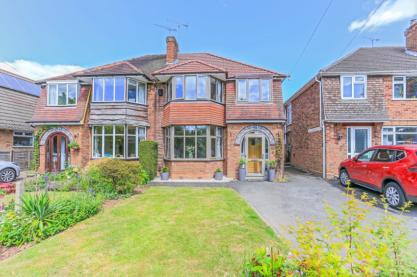 3bedroom semidetached house for sale in Clinton Lane, Kenilworth