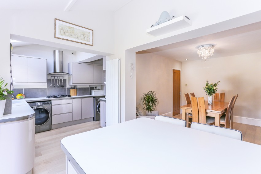 3bedroom semidetached house for sale in Clinton Lane, Kenilworth