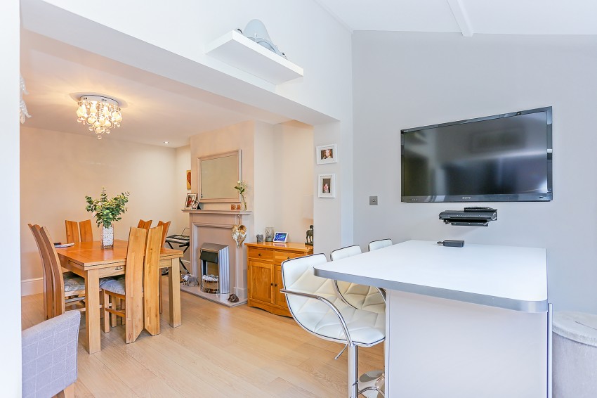 3bedroom semidetached house for sale in Clinton Lane, Kenilworth