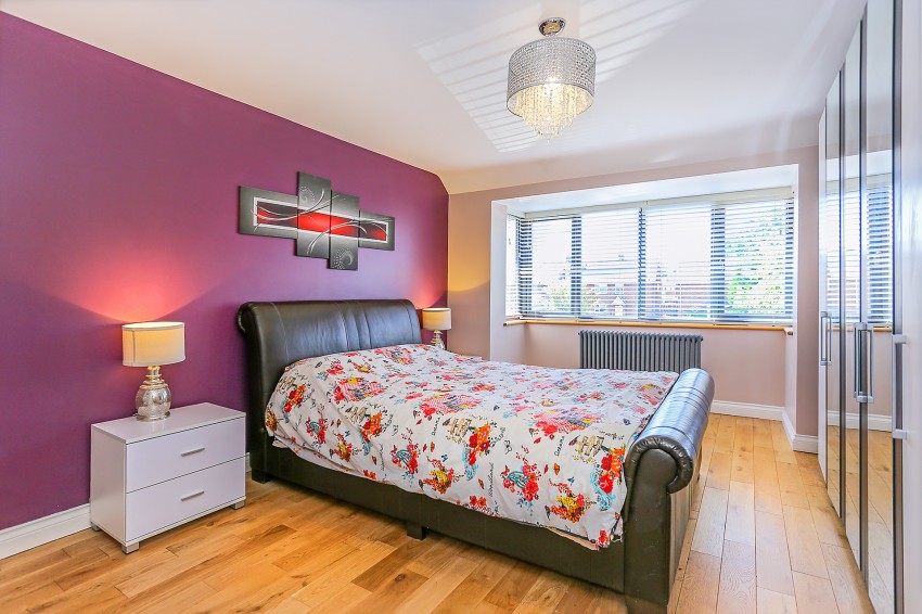 5bedroom detached house for sale in Hobs Moat Road, Solihull