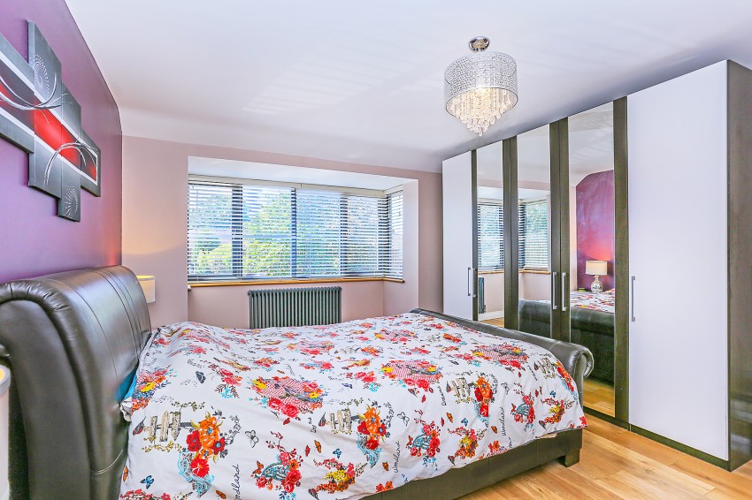 5bedroom detached house for sale in Hobs Moat Road, Solihull