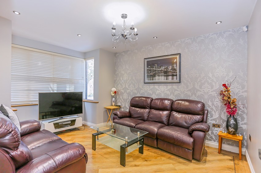 5bedroom detached house for sale in Hobs Moat Road, Solihull