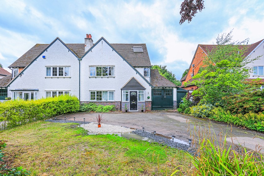 4bedroom semidetached house for sale in Broad Oaks Road, Solihull