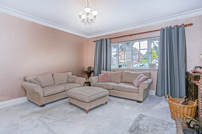 4bedroom semidetached house for sale in Broad Oaks Road, Solihull