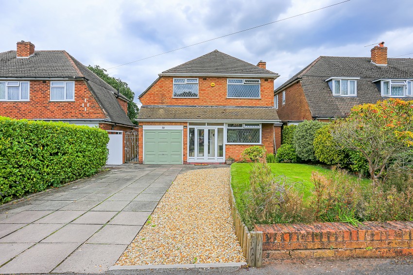 3bedroom detached house for sale in Willow Road, Solihull