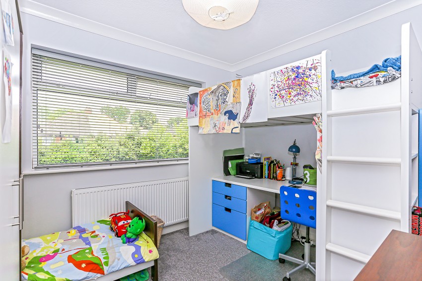 3bedroom detached house for sale in Willow Road, Solihull