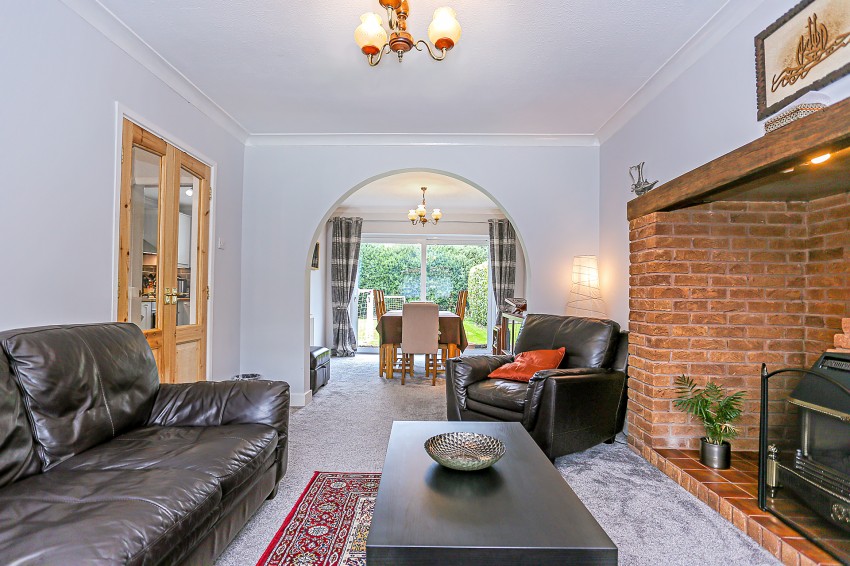 3bedroom detached house for sale in Willow Road, Solihull