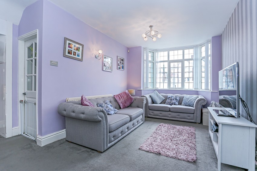 3bedroom semidetached house for sale in Aldershaw Road, Birmingham