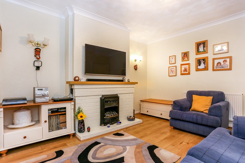 4bedroom semidetached house for sale in Cheltondale Road, Solihull