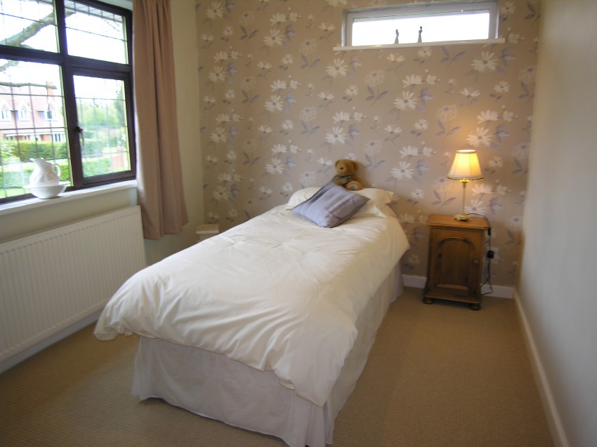 4bedroom detached house for sale in Back Lane, Meriden