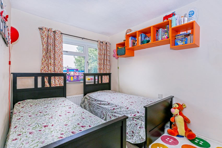 4bedroom semidetached house for sale in Hargrave Road, Shirley, Solihull
