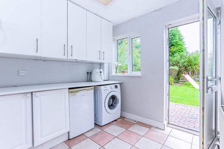 4bedroom semidetached house for sale in Hargrave Road, Shirley, Solihull