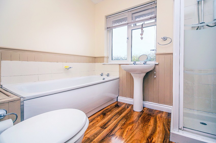 4bedroom semidetached house for sale in Hargrave Road, Shirley, Solihull