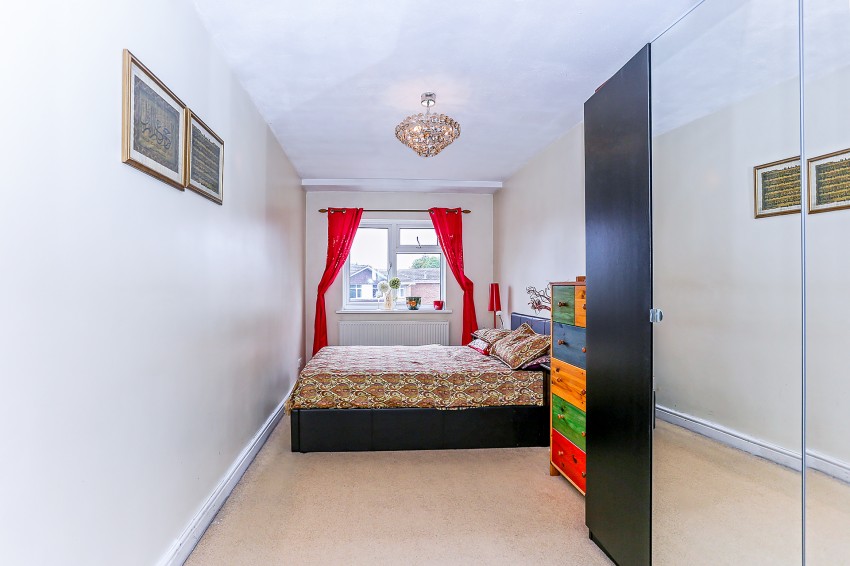 4bedroom semidetached house for sale in Hargrave Road, Shirley, Solihull