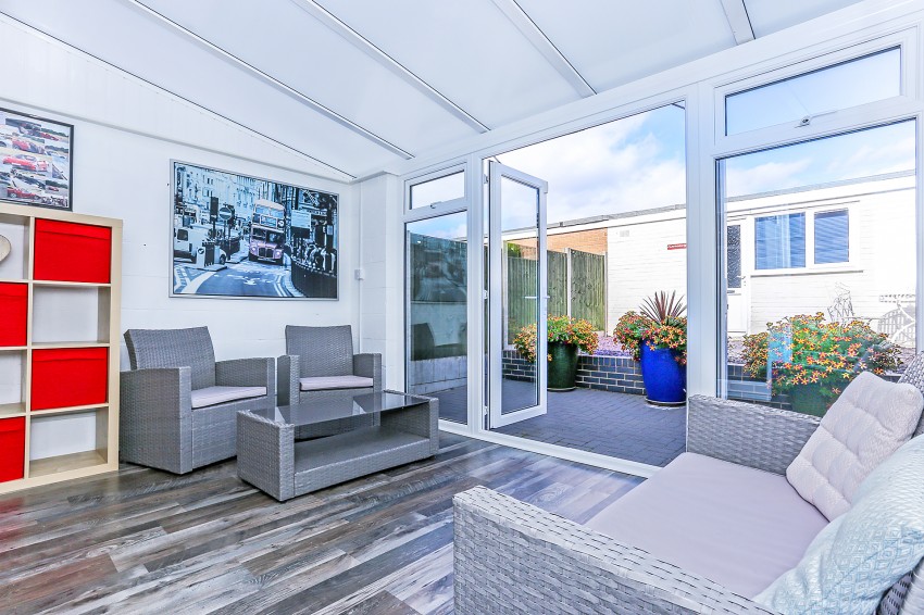 3bedroom town house for sale in Draycote Close, Solihull