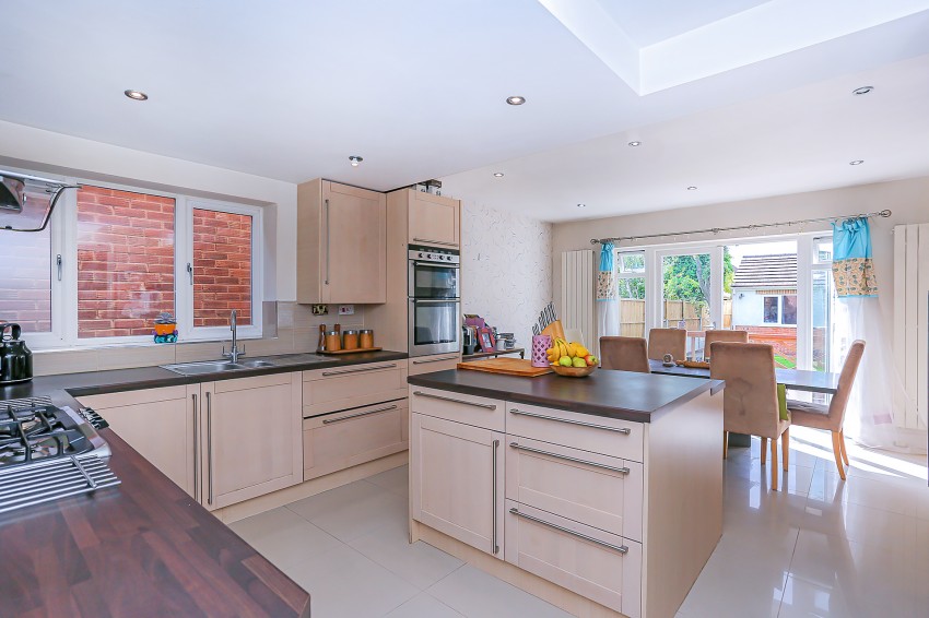 5bedroom semidetached house for sale in Kimberley Road, Solihull