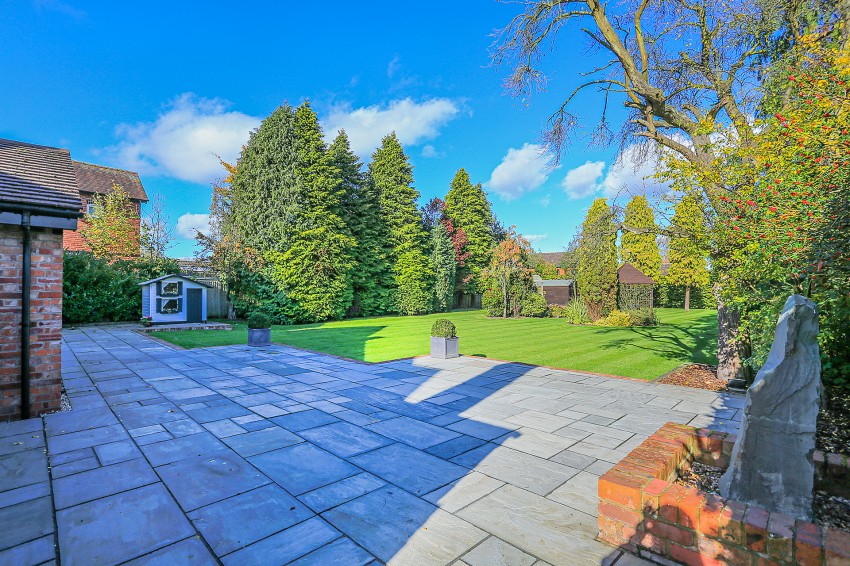 5bedroom detached house for sale in Westwood Heath Road, 438 Westwood