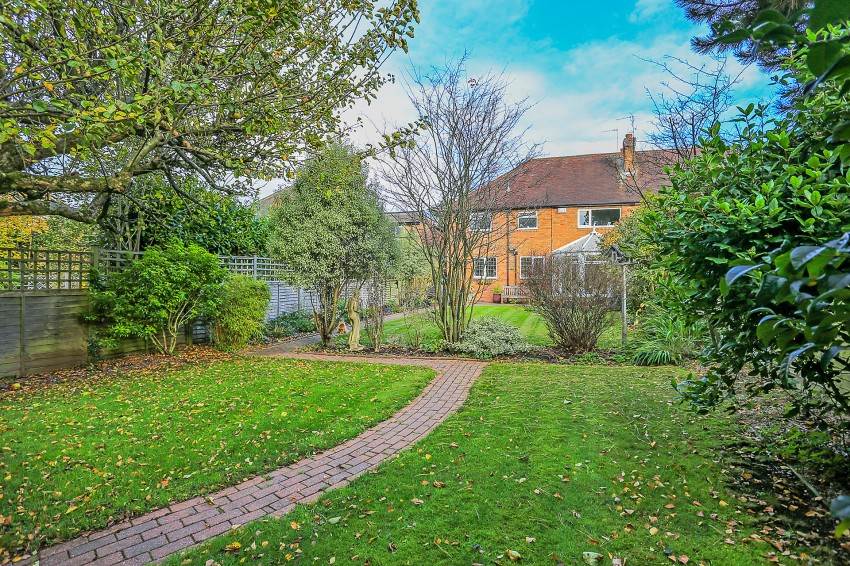 4bedroom semidetached house for sale in Bryanston Road, Solihull