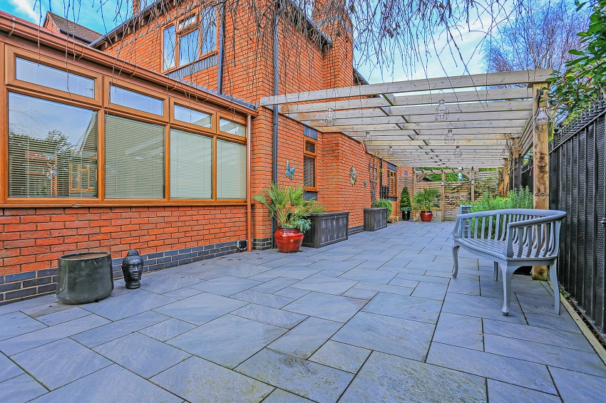 6bedroom detached house for sale in Westwood Heath Road, Coventry