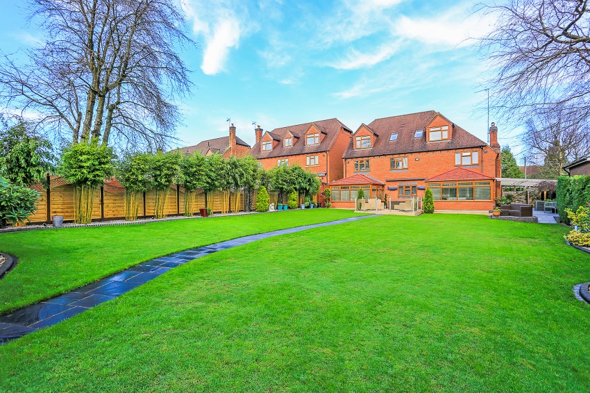 6bedroom detached house for sale in Westwood Heath Road, Coventry