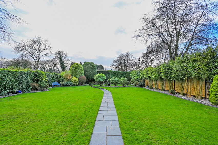 6bedroom detached house for sale in Westwood Heath Road, Coventry