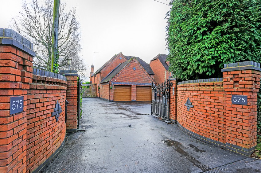 6bedroom detached house for sale in Westwood Heath Road, Coventry