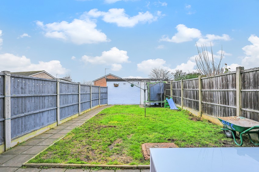 3bedroom town house for sale in Rouncil Close, Solihull