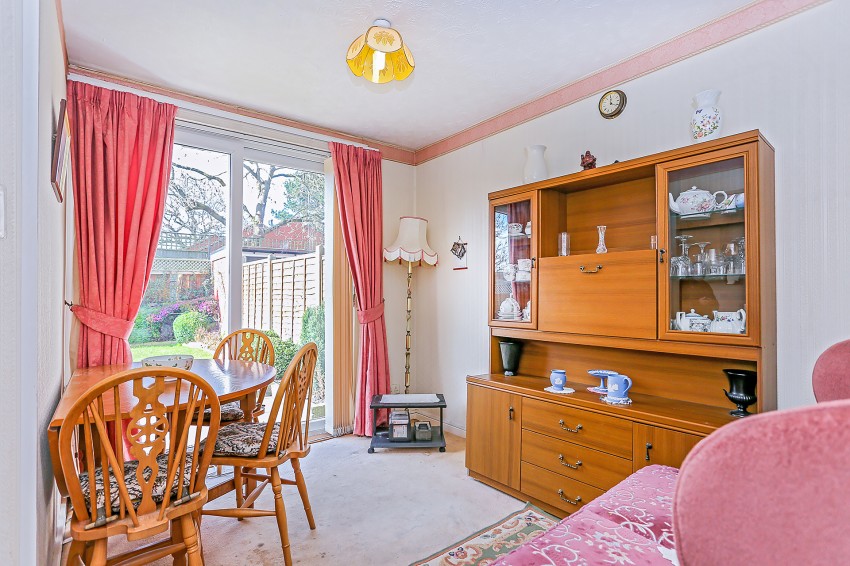 3bedroom town house for sale in Kents Close, Solihull